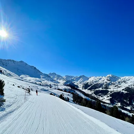 Luxury 4 Valleys 公寓