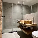 Luxury 4 Valleys